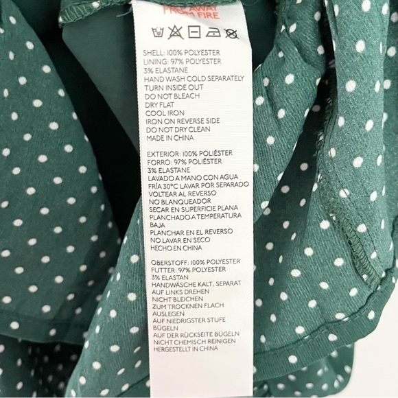 NWT Urban Outfitters Women's Polka Dot Cinched Mini Dress Green Size Medium - Picture 10 of 10